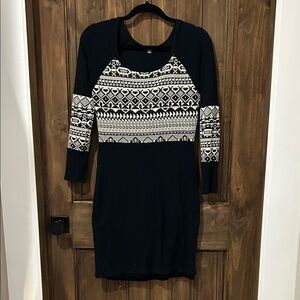 Black and White Patterned Women's Dress